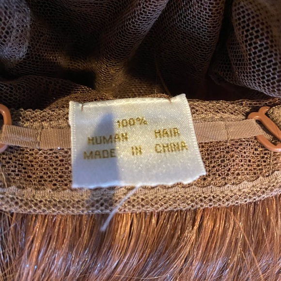 100% Premium Human Hair Wig by Eleganté. - Picture 4 of 5